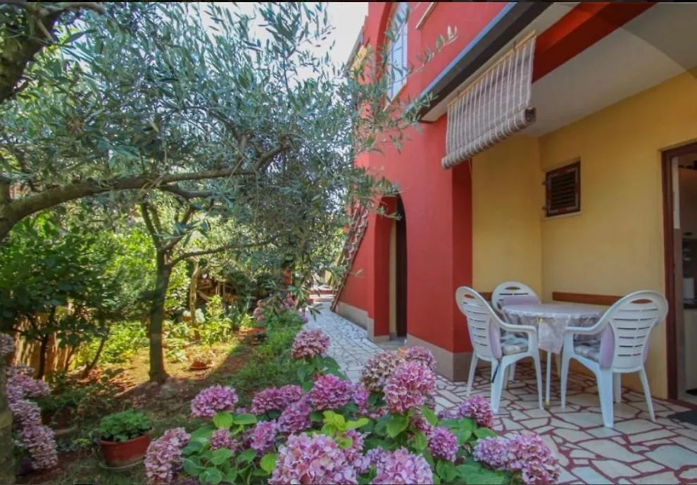 Valentina Apartment Novigrad